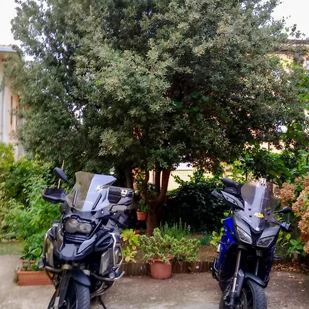 לינה וארוחת בוקר S'ortensia