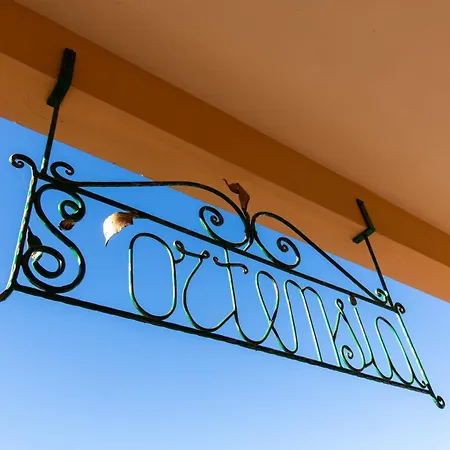 Bed & Breakfast S'ortensia 3*