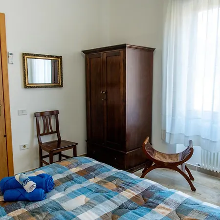 Oda ve Kahvaltı S'ortensia 3*