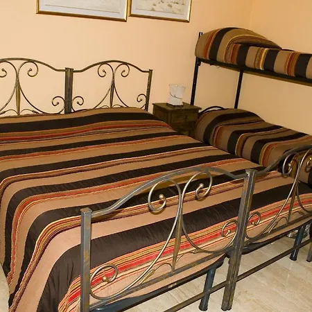 Oda ve Kahvaltı S'ortensia Mamoiada