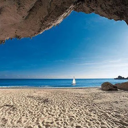 Alojamento de Acomodação e Pequeno-almoço S'ortensia Mamoiada