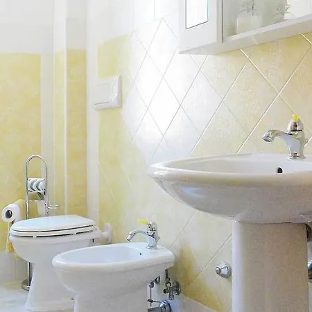 Alojamento de Acomodação e Pequeno-almoço S'ortensia Mamoiada